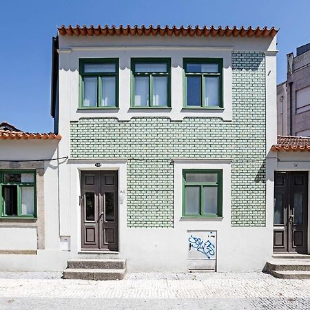 D. Joao IV Apartments By Lovelystay Porto Bagian luar foto