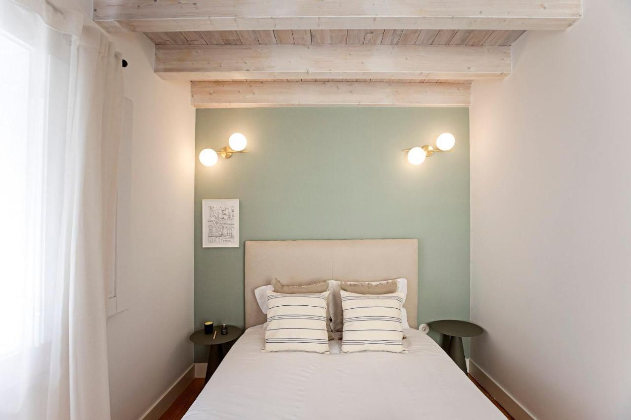 D. Joao IV Apartments By Lovelystay Porto Bagian luar foto