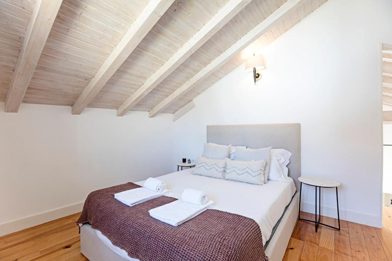 D. Joao IV Apartments By Lovelystay Porto Bagian luar foto