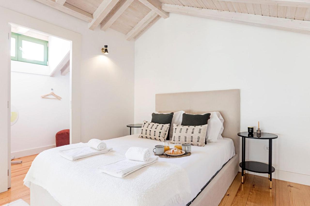 D. Joao IV Apartments By Lovelystay Porto Bagian luar foto