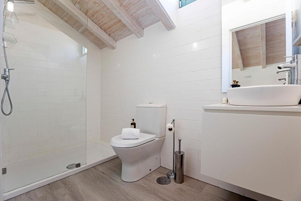D. Joao IV Apartments By Lovelystay Porto Bagian luar foto
